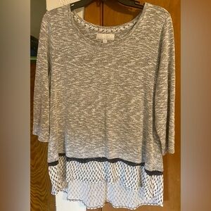 Carolyn Taylor 20”PTP Sz L 3/4 Sleeve Scoop Neck Knit Top